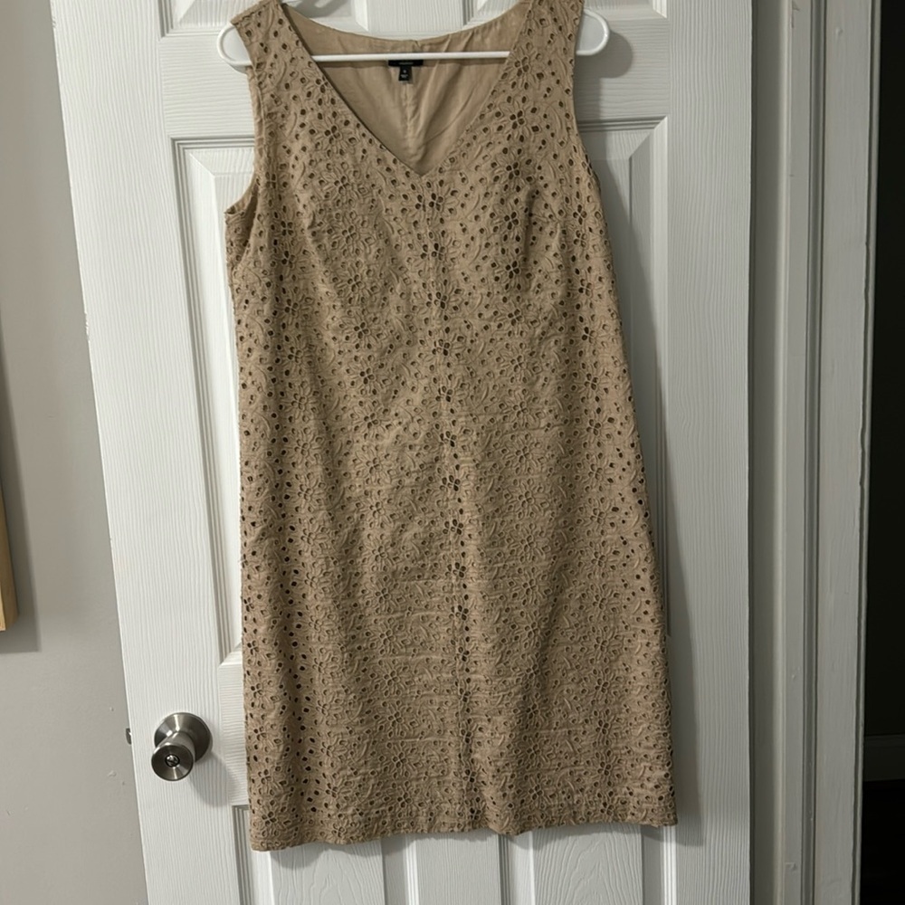 Talbots Biege eyelet sleeveless shift dress